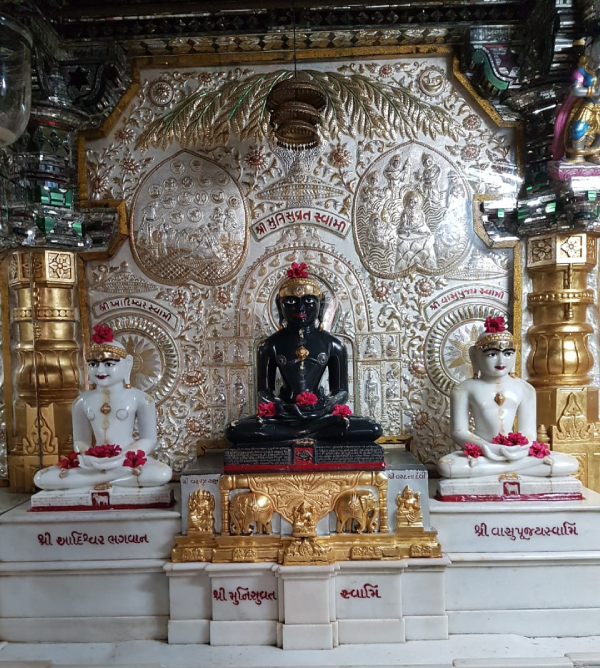 Shri Aadishwar Prabhu, Munisuvrat Swami, Vasupujya Swami